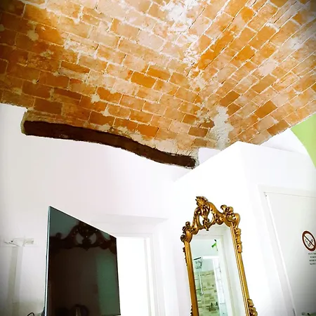 Chrizia Guest house